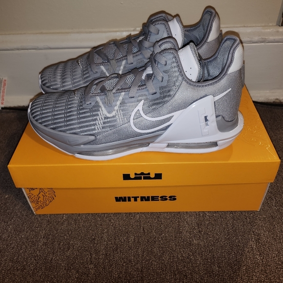 Nike Lebron Witness VI Cool Grey white Men's 10 - Picture 2 of 5